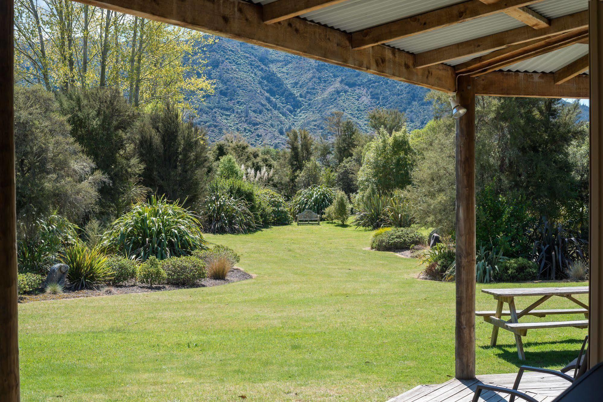 Abel Tasman Lodge Марахау Экстерьер фото